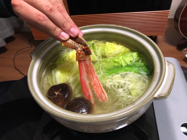 北釧水産のカニでしゃぶしゃぶ開始!