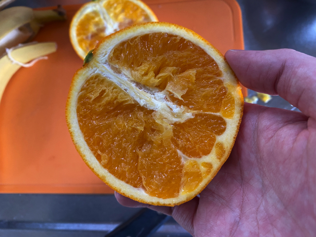 ココノミのオレンジはみずみずしい